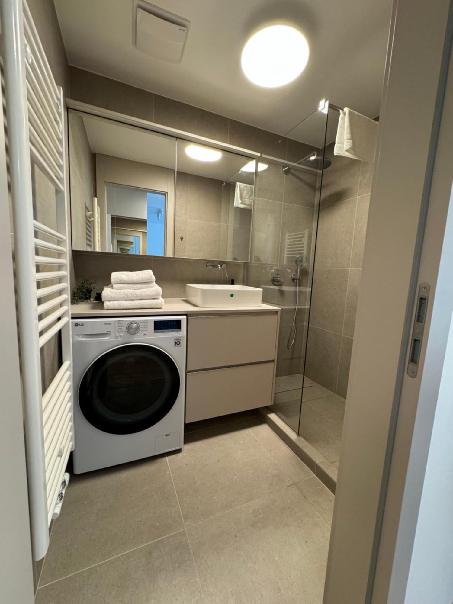 Aurora Apartments Bratislava Ngoại thất bức ảnh
